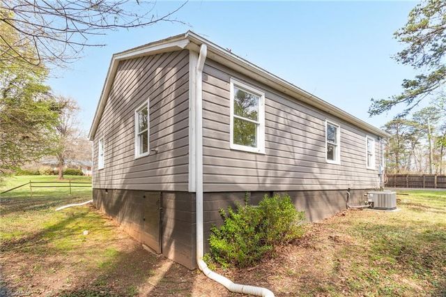 108 Pebble Trail, Dobson, NC 27017