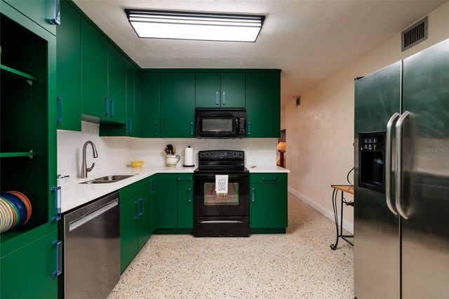 4143 56TH STREET N 903, Kenneth City, FL 33709