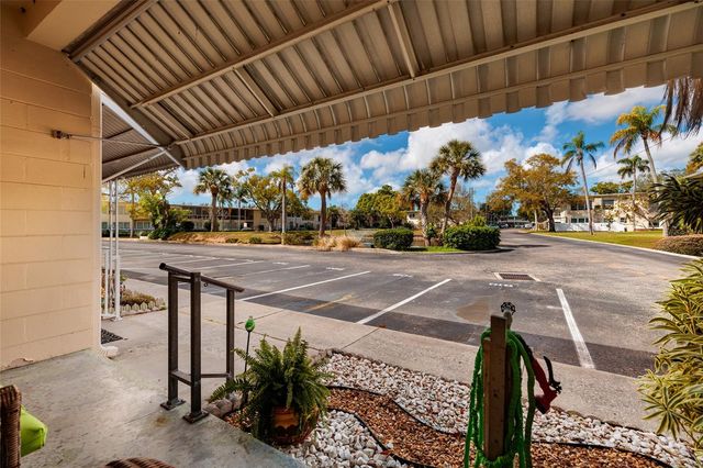 4143 56TH STREET N 903, Kenneth City, FL 33709