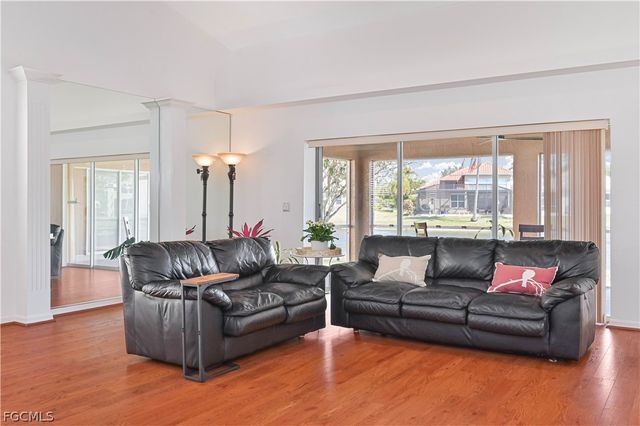 9918 Las Casas DR, Fort Myers, FL 33919