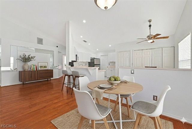 9918 Las Casas DR, Fort Myers, FL 33919