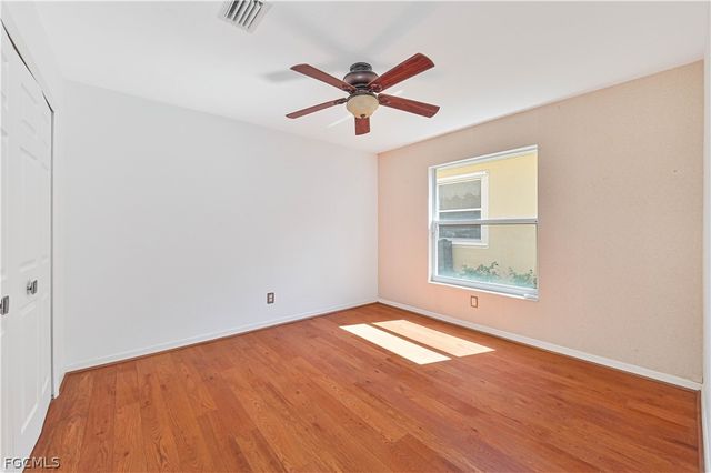 9918 Las Casas DR, Fort Myers, FL 33919