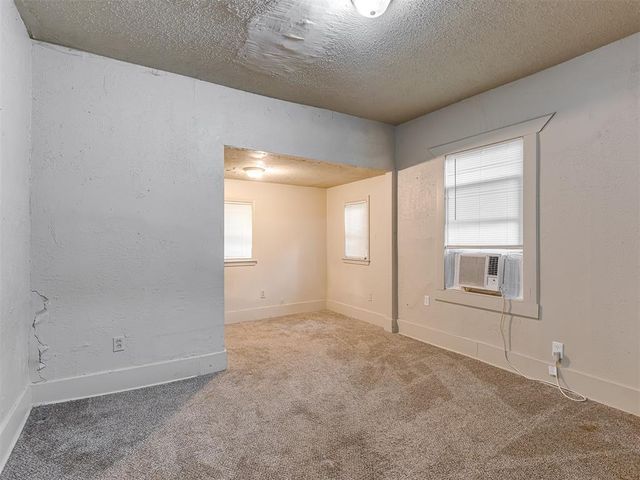 2109 NE 12th Street, Oklahoma City, OK 73117