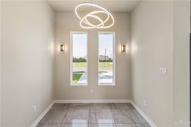 913 Trinity Street, Alamo, TX 78516
