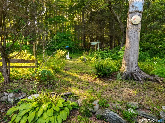52 Hanover Versailles Road, Sprague, CT 06330