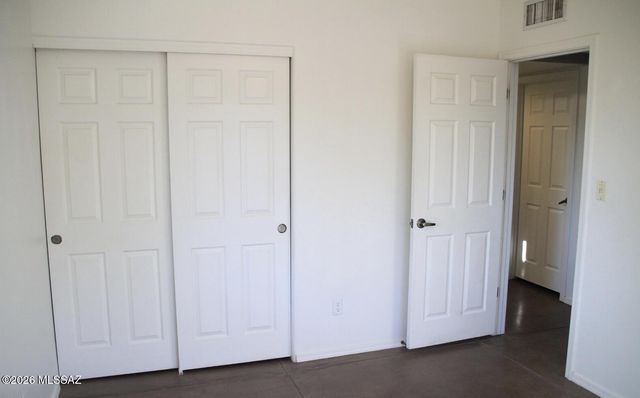 834 E Limberlost Drive, Tucson, AZ 85719