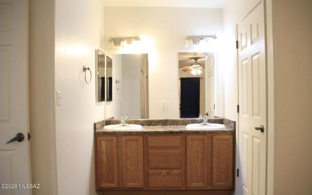 834 E Limberlost Drive, Tucson, AZ 85719