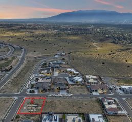 8015 Camino Alderete, Albuquerque, NM 87120