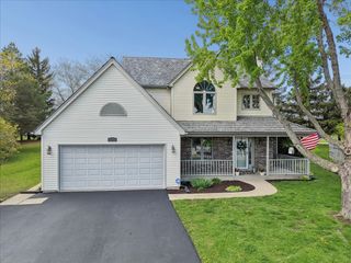 17723 W Dawn Court, Gurnee, IL 60031