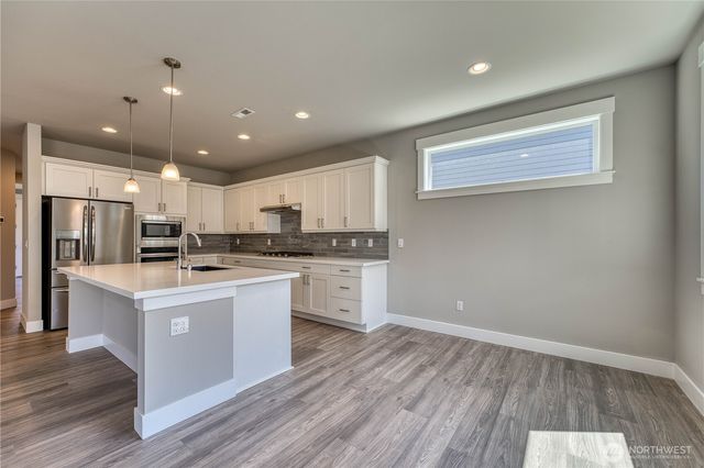 20819 9th Place W, Lynnwood, WA 98036