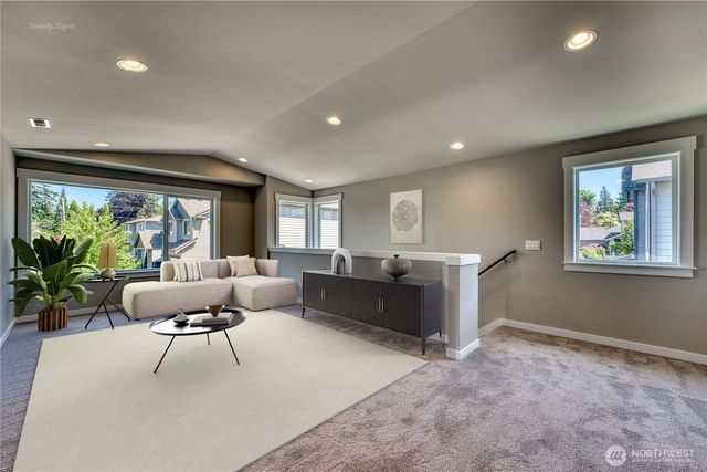 20819 9th Place W, Lynnwood, WA 98036