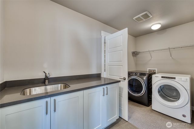 20819 9th Place W, Lynnwood, WA 98036