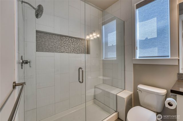 20819 9th Place W, Lynnwood, WA 98036