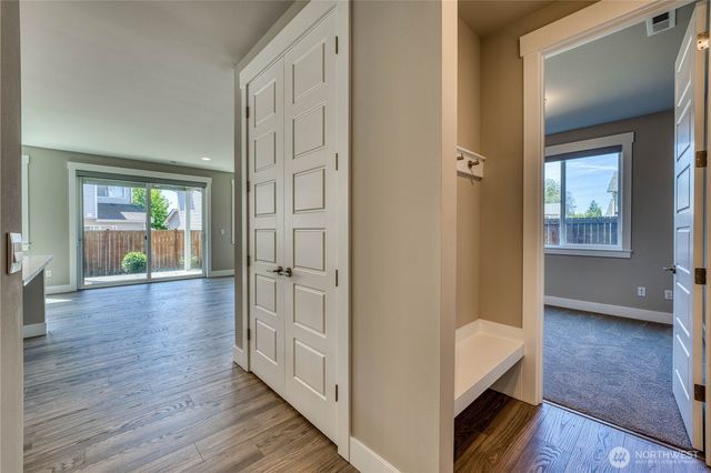 20819 9th Place W, Lynnwood, WA 98036