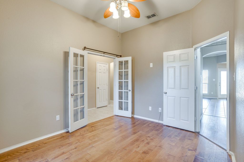 1032 Kingfish Drive, Burleson, TX 76028 — photo 5