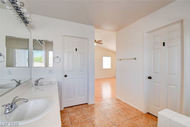 8040 Tailwind Avenue, Las Vegas, NV 89131