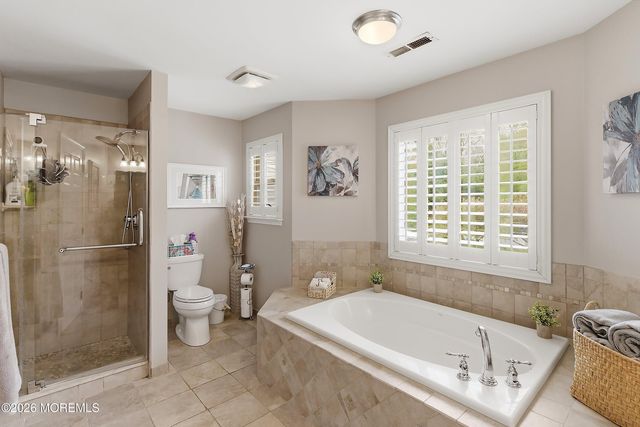 8 Arboretum Drive, Jackson, NJ 08527