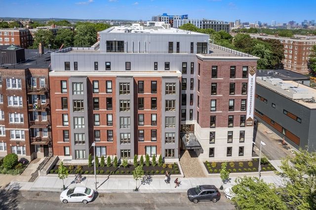 105 Washington 611, Boston, MA 02135
