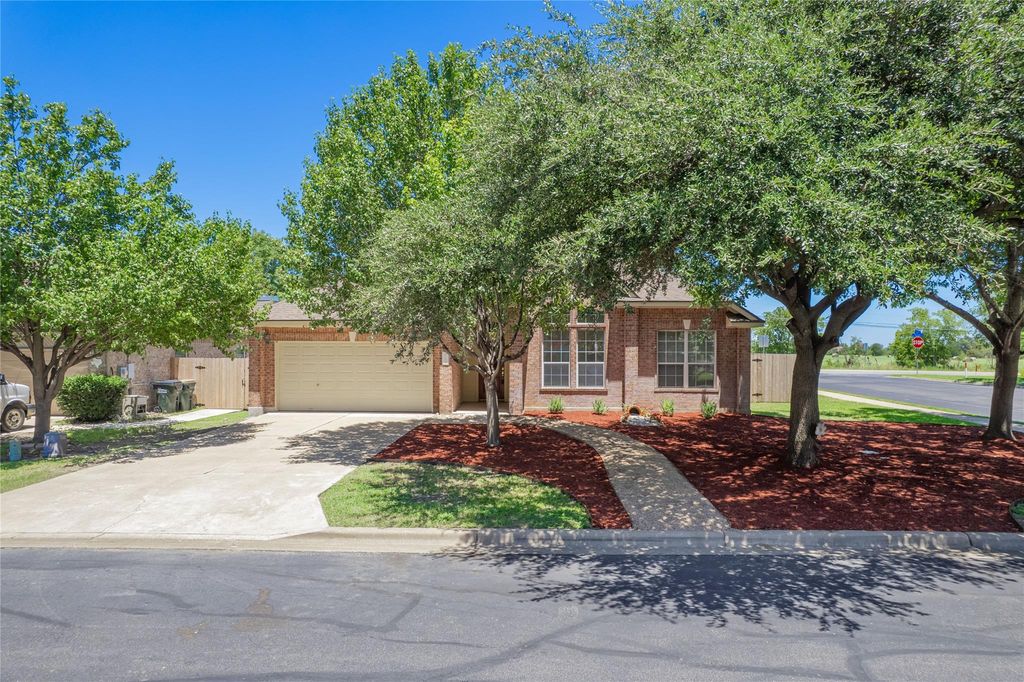 134 Retama DR, Georgetown, TX 78626