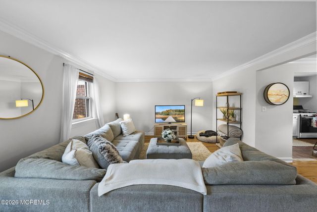 105 Manor Drive, Red Bank, NJ 07701