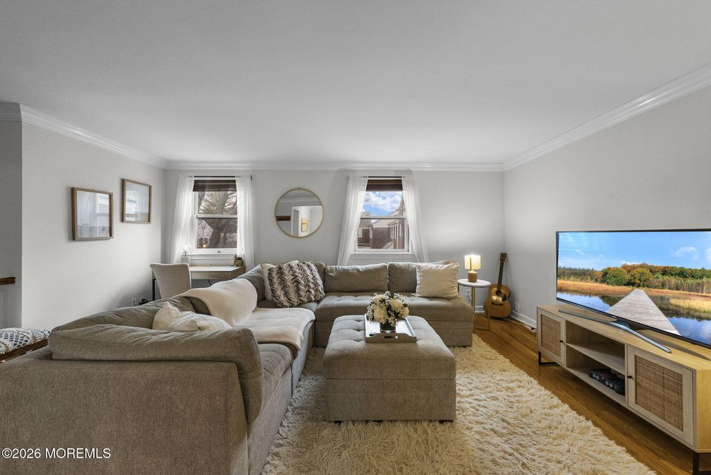 105 Manor Drive, Red Bank, NJ 07701