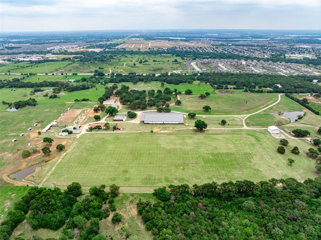 3800 Historic Lane, Cross Roads, TX 76227