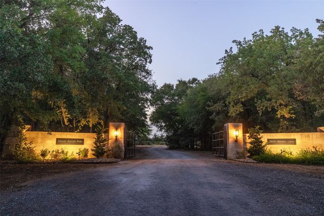 3800 Historic Lane, Cross Roads, TX 76227