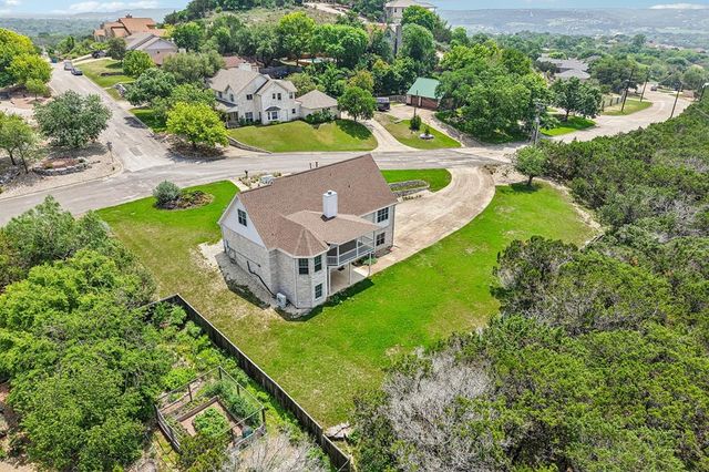 604 West Crest Dr, Kerrville, TX 78028