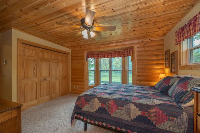 1020 County 5 NW, Hackensack, MN 56452