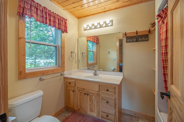 1020 County 5 NW, Hackensack, MN 56452