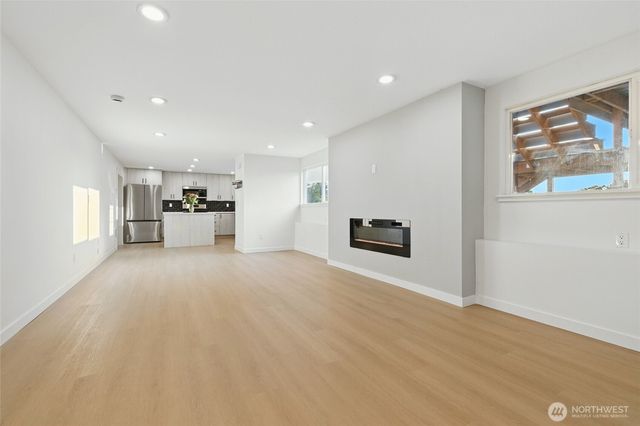 5150 S Creston Street, Seattle, WA 98178