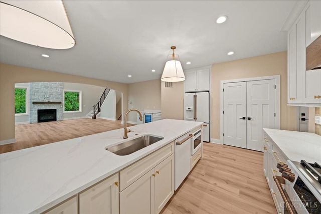 2121 Clough Chase Drive, Anderson Twp, OH 45244