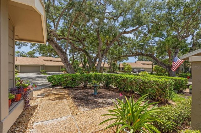 4562 FOREST WOOD TRAIL 15, Sarasota, FL 34241