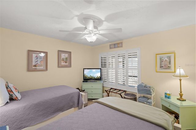 4562 FOREST WOOD TRAIL 15, Sarasota, FL 34241