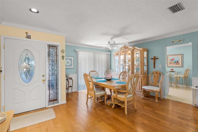 4562 FOREST WOOD TRAIL 15, Sarasota, FL 34241