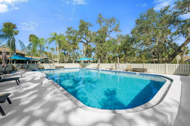 4562 FOREST WOOD TRAIL 15, Sarasota, FL 34241