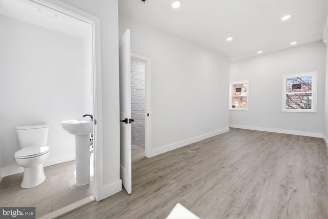 1235 PENNSYLVANIA AVE SE, Washington, DC 20003