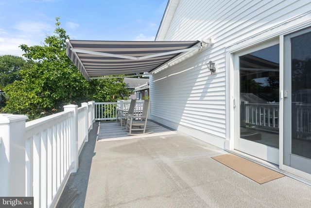37424 1ST ST, Rehoboth Beach, DE 19971