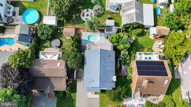 37424 1ST ST, Rehoboth Beach, DE 19971