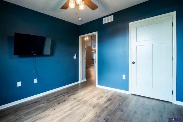 124 S 91st Street, Lincoln, NE 68520