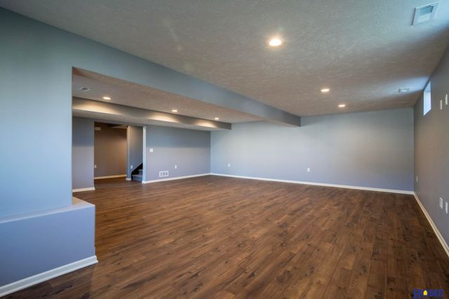 124 S 91st Street, Lincoln, NE 68520