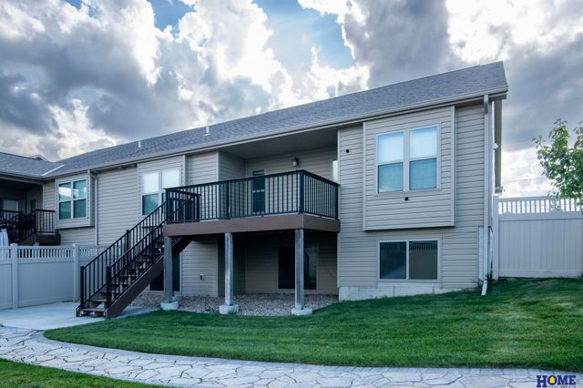 124 S 91st Street, Lincoln, NE 68520