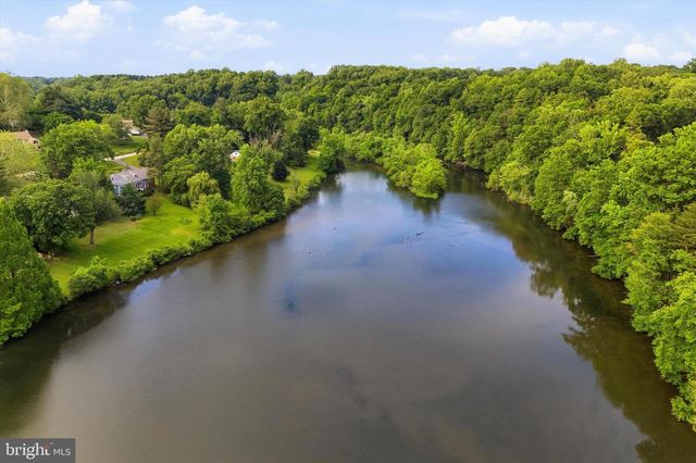 272 CRUM CREEK RD, Media, PA 19063