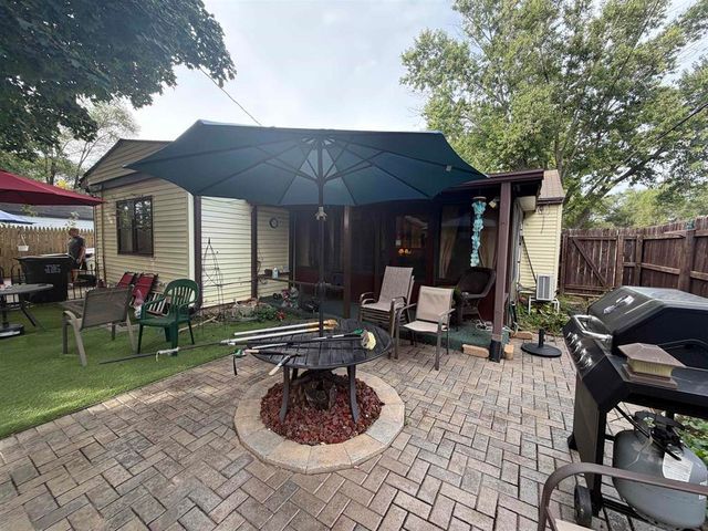 2020 Sauber Avenue, Rockford, IL 61103