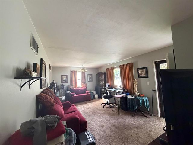2020 Sauber Avenue, Rockford, IL 61103