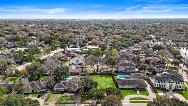 5531 S Braeswood Boulevard, Houston, TX 77096
