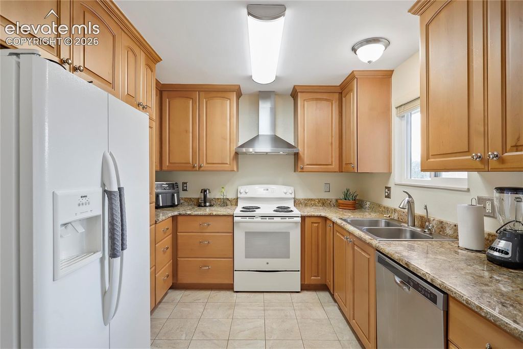 4240 Chenango Drive, Colorado Springs, CO 80911 — photo 5