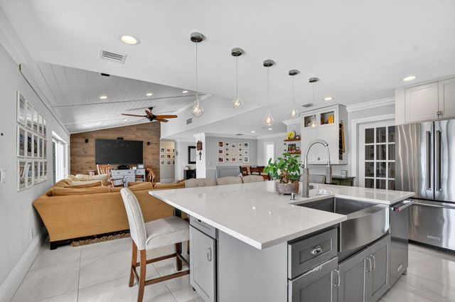 5744 Vista Linda Lane, Boca Raton, FL 33433