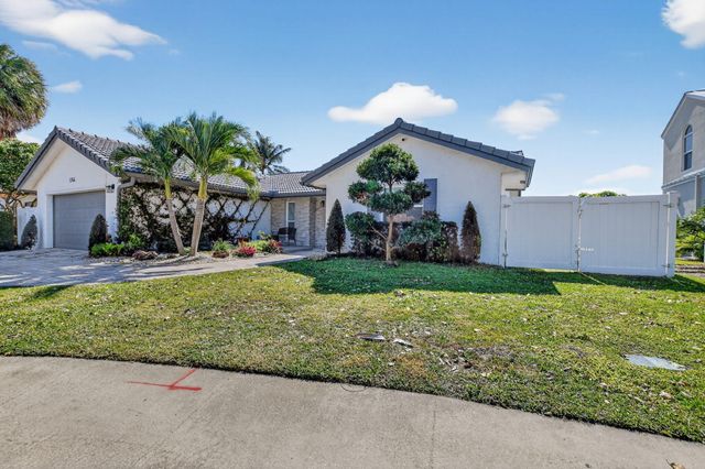 5744 Vista Linda Lane, Boca Raton, FL 33433