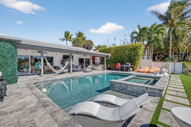 5744 Vista Linda Lane, Boca Raton, FL 33433